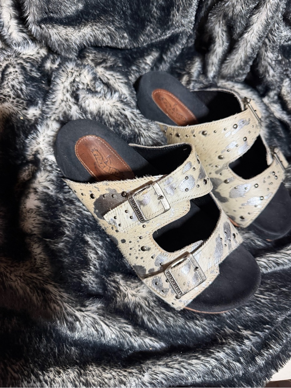 Freebird women’s size 10 slide on real first sandals with two buckles